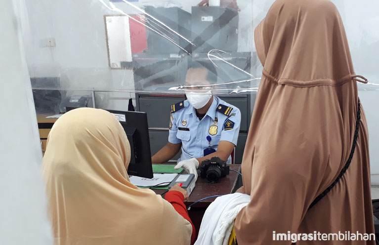 Minimalisir Penyebaran COVID-19, Kantor Imigrasi Tembilahan Modifikasi Ruang Pelayanan